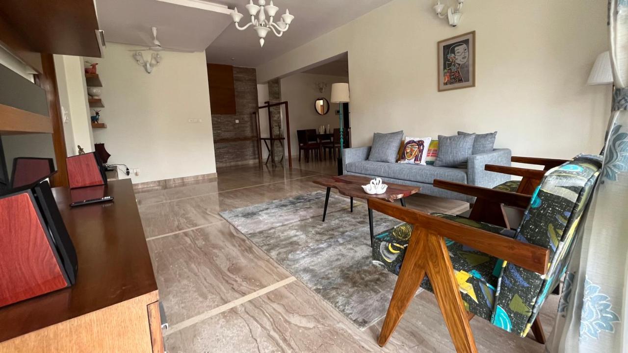 Luho Grande Bed and Breakfast Bangalore Buitenkant foto