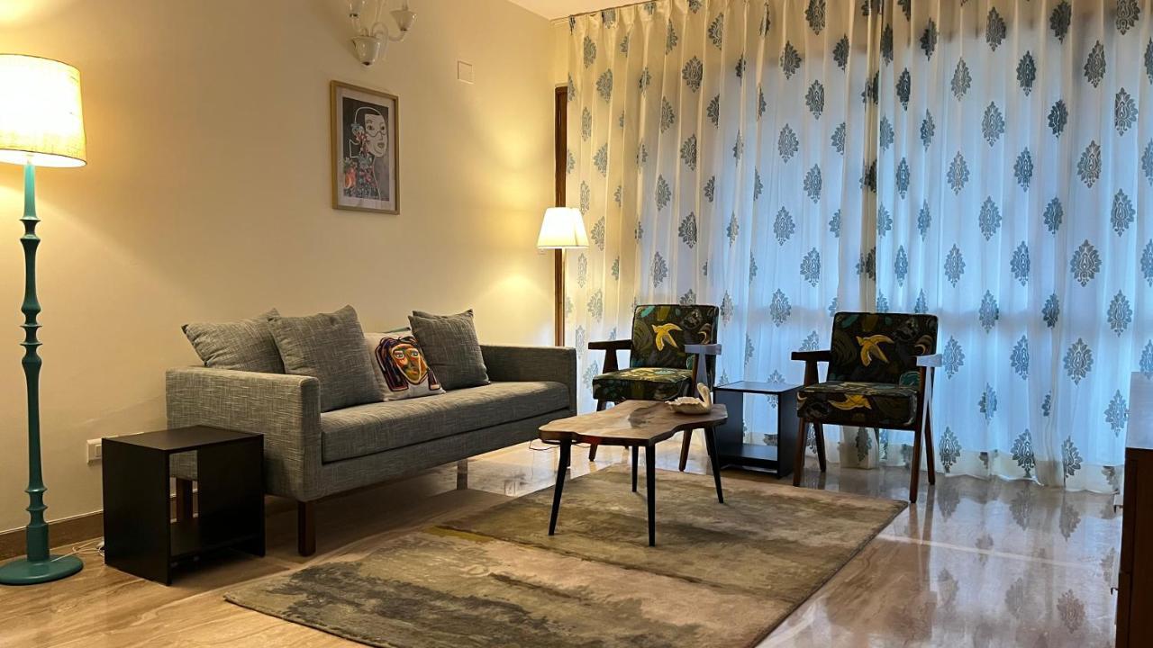 Luho Grande Bed and Breakfast Bangalore Buitenkant foto